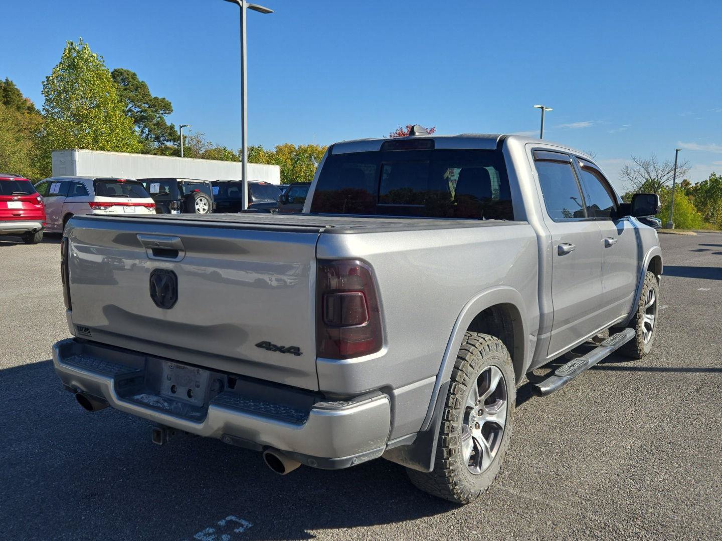 Used 2019 RAM 1500 Laramie AWD/4WD image 7
