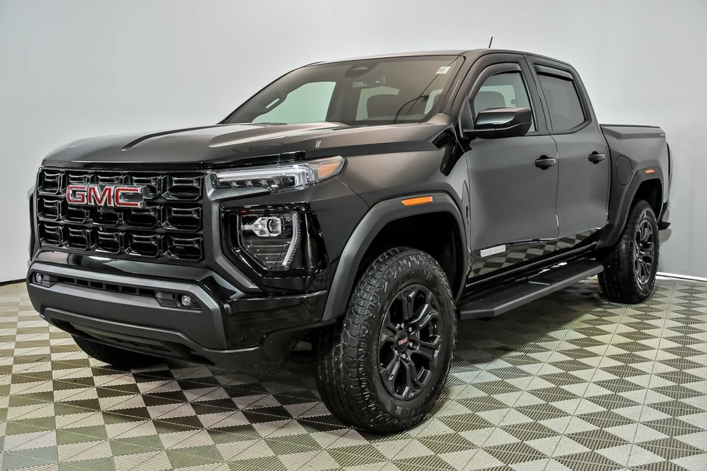 Used 2025 GMC Canyon Elevation w/ Convenience Package AWD/4WD image 5