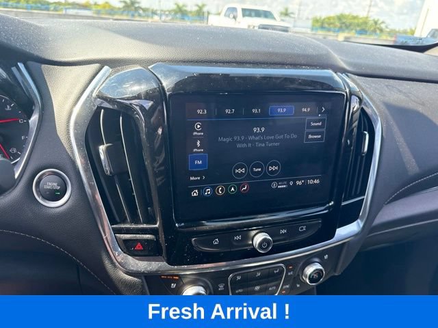 Used 2023 Chevrolet Traverse Premier FWD image 7