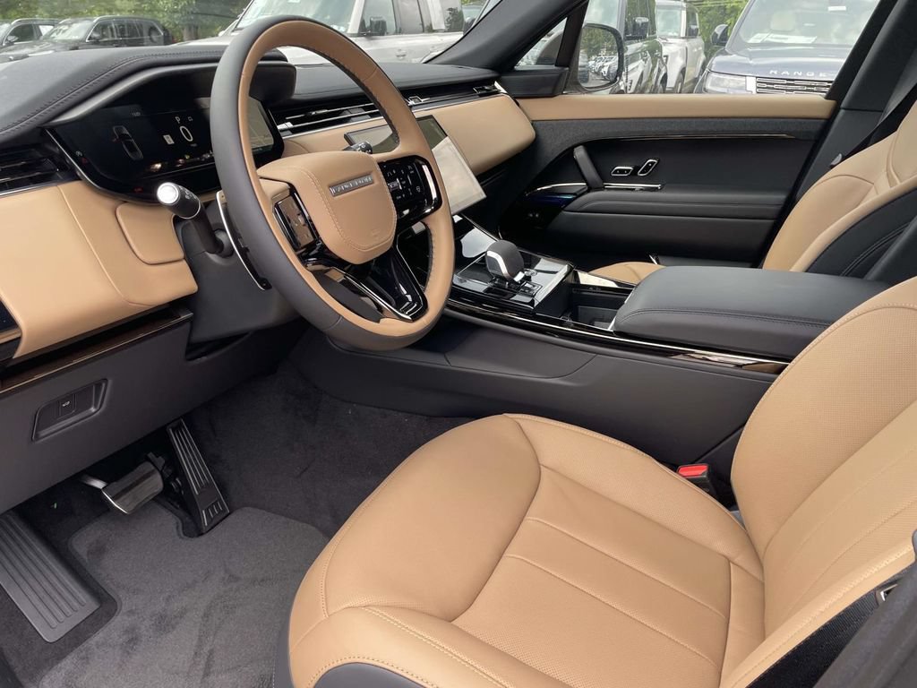 New 2026 Land Rover Range Rover Sport Dynamic SE AWD/4WD image 13