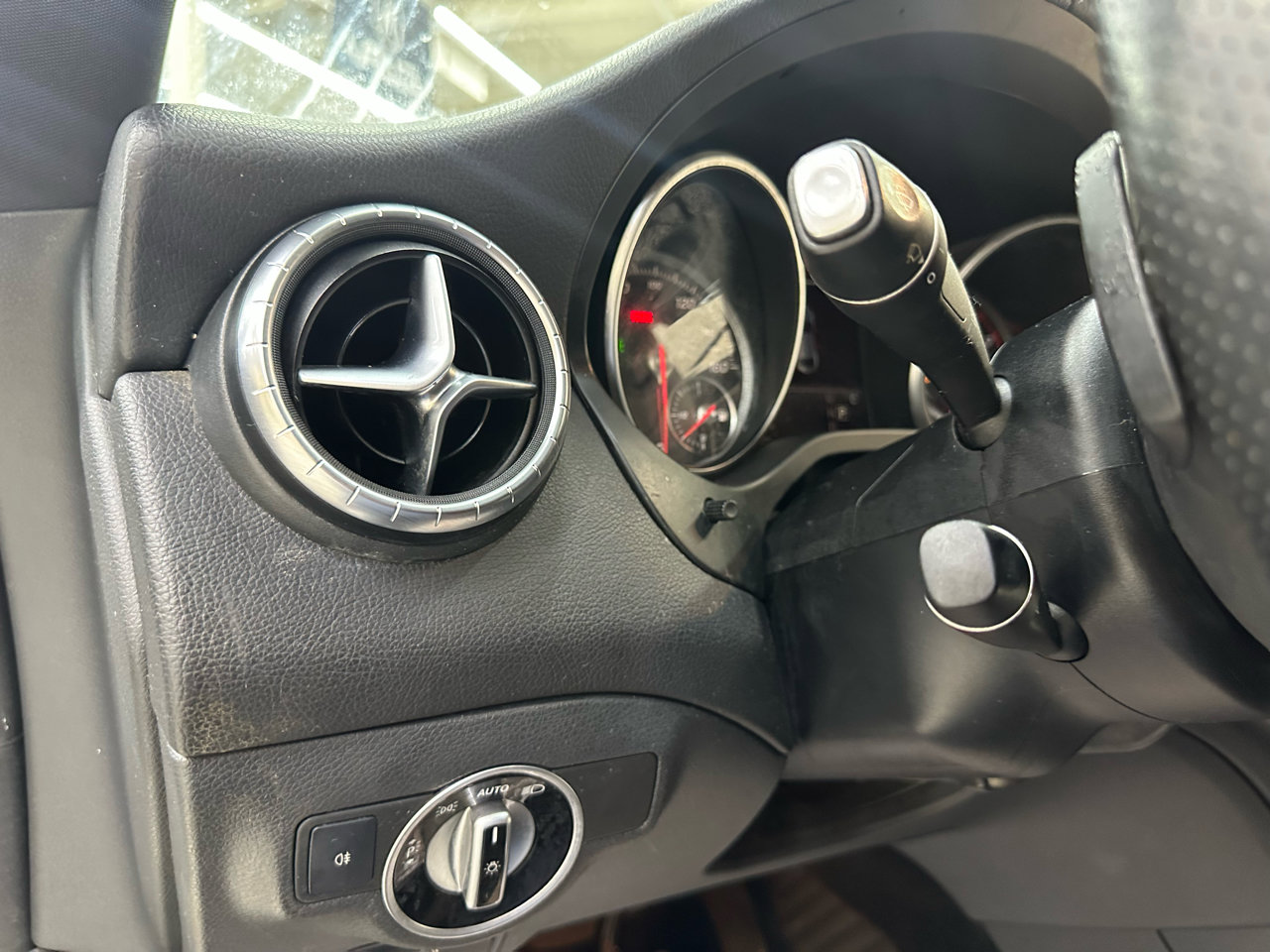 Used 2017 Mercedes-Benz CLA 250 4MATIC image 16