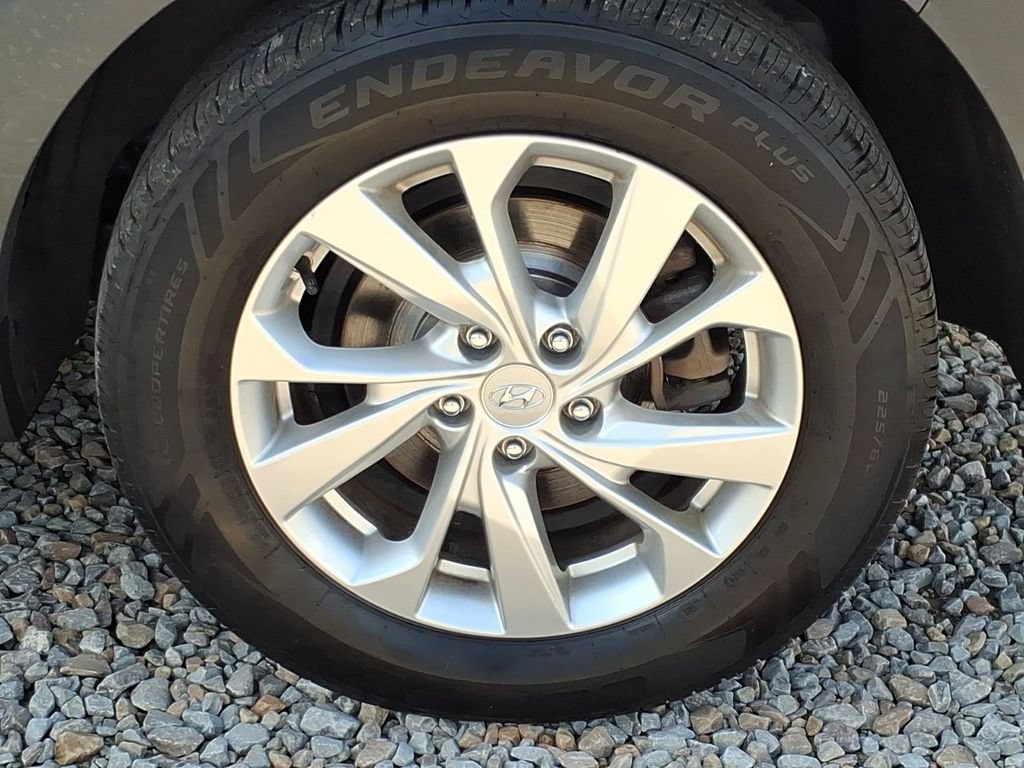 Used 2019 Hyundai Tucson Value AWD/4WD image 10