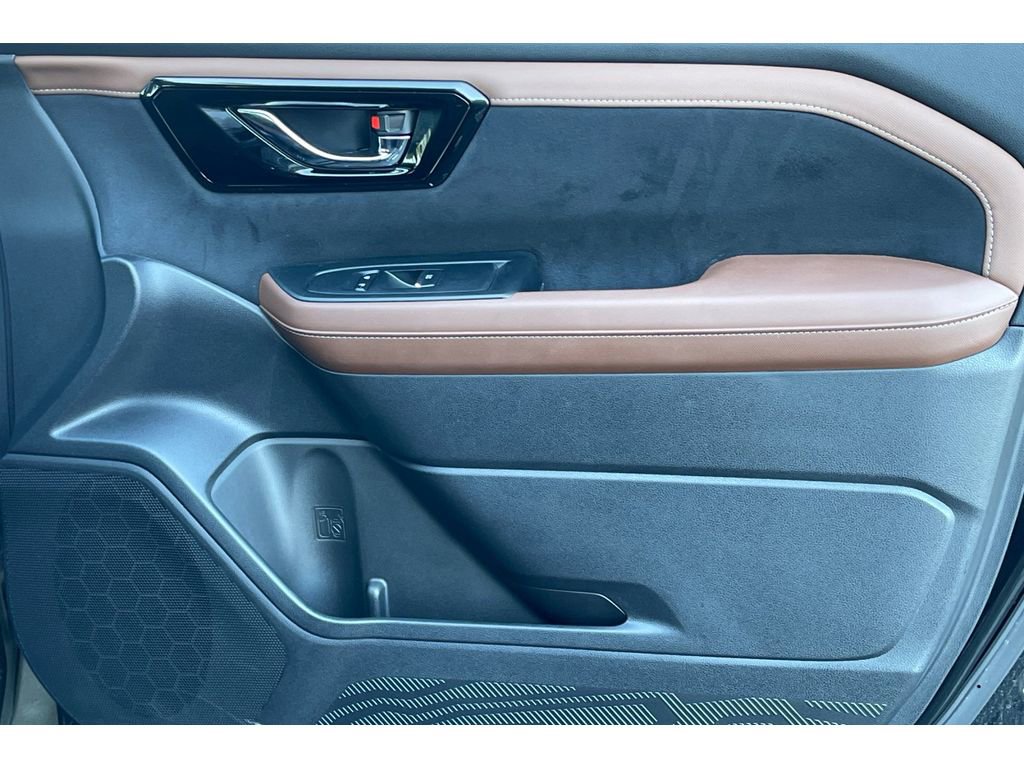 Used 2025 Subaru Forester Touring image 20