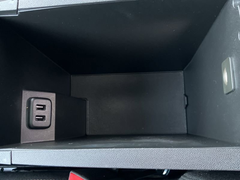 Used 2019 Chevrolet Equinox LT w/ Sun & Navigation Package image 21