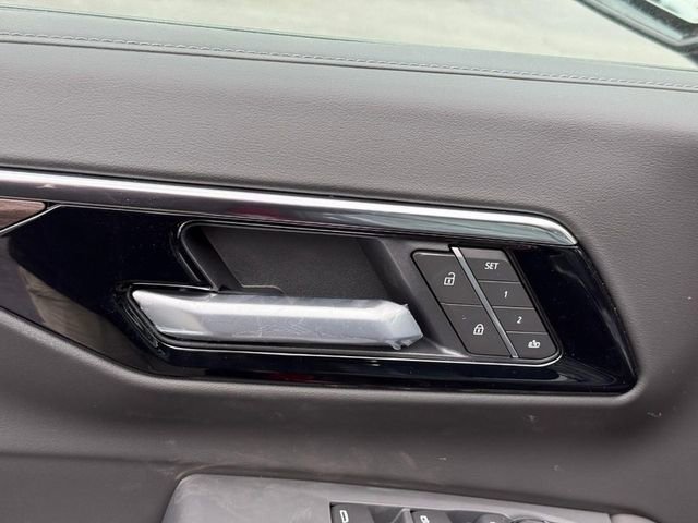 New 2026 Chevrolet Suburban LT w/ Comfort Package image 12