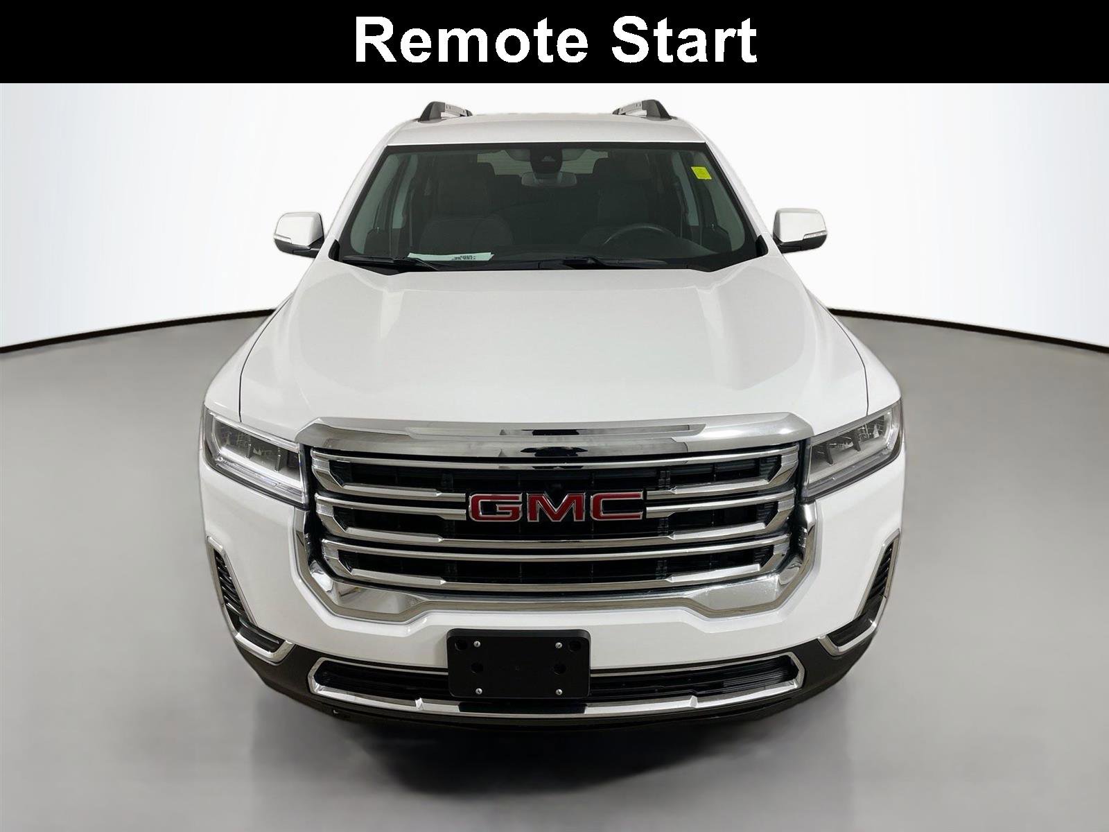 Used 2023 GMC Acadia SLE w/ Driver Convenience Package image 2