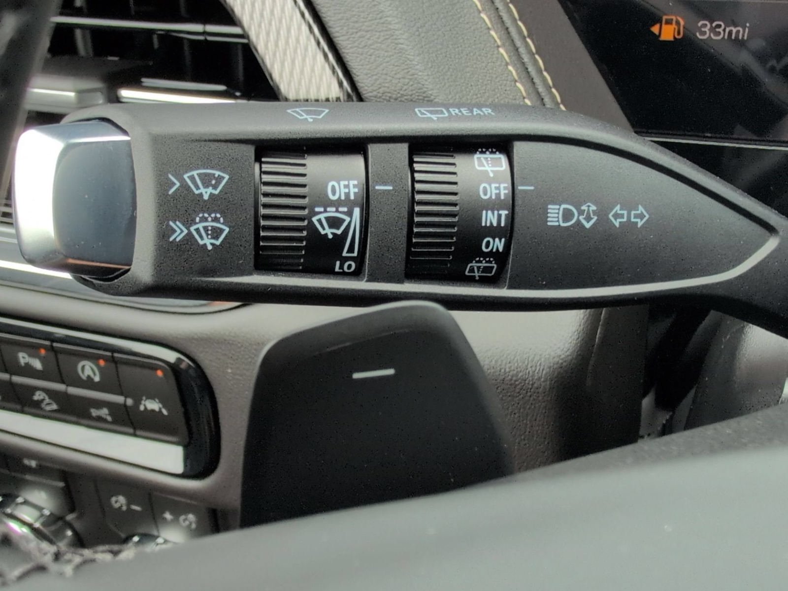 New 2026 GMC Yukon XL Elevation w/ Elevation Premium Package AWD/4WD image 15