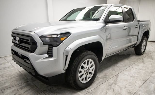 Used 2024 Toyota Tacoma SR5 image 6