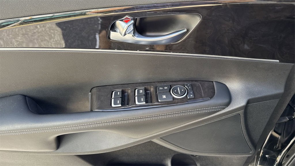 Used 2018 Kia Sorento L image 41