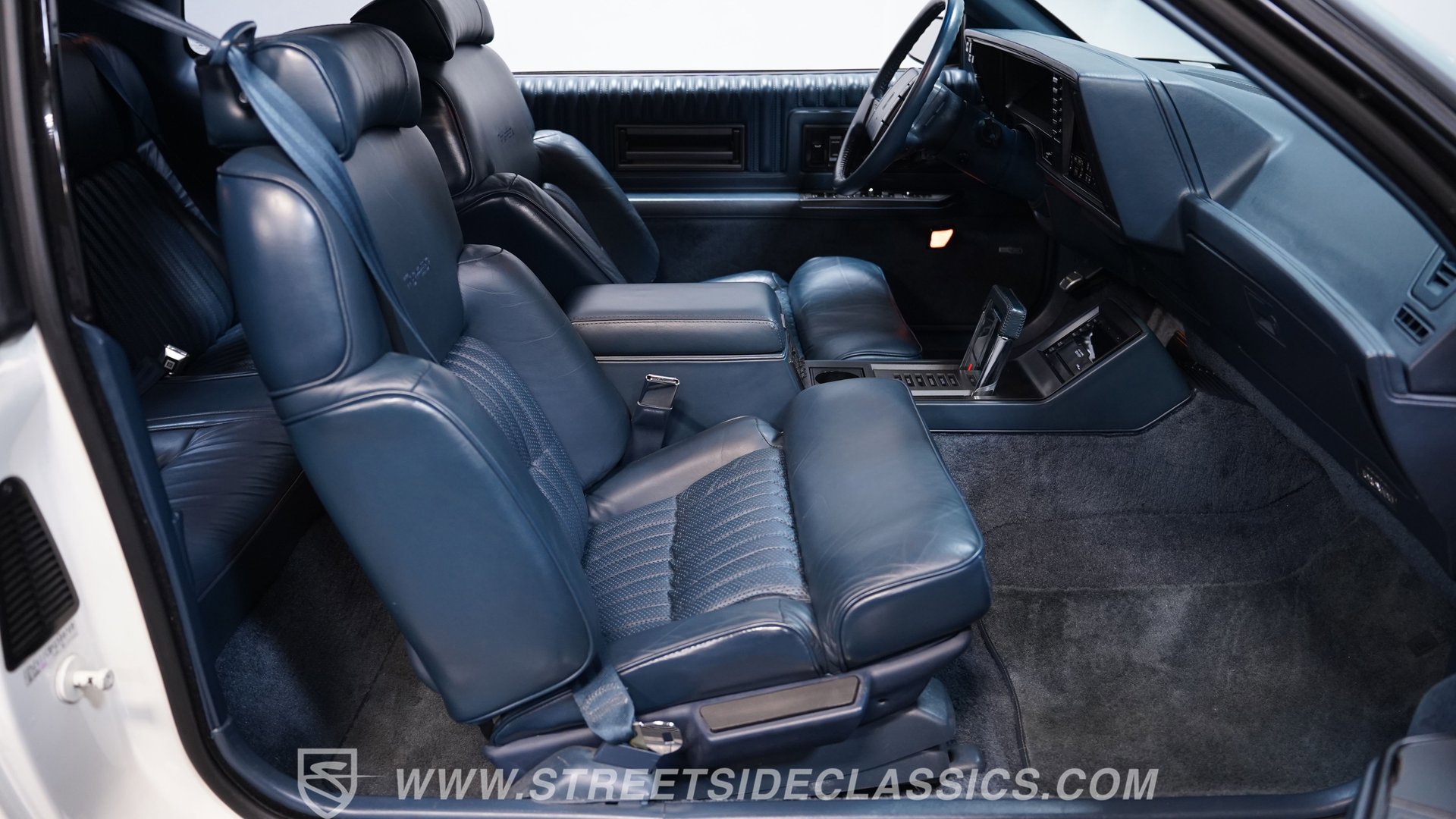 Used 1989 Oldsmobile Toronado Trofeo image 39