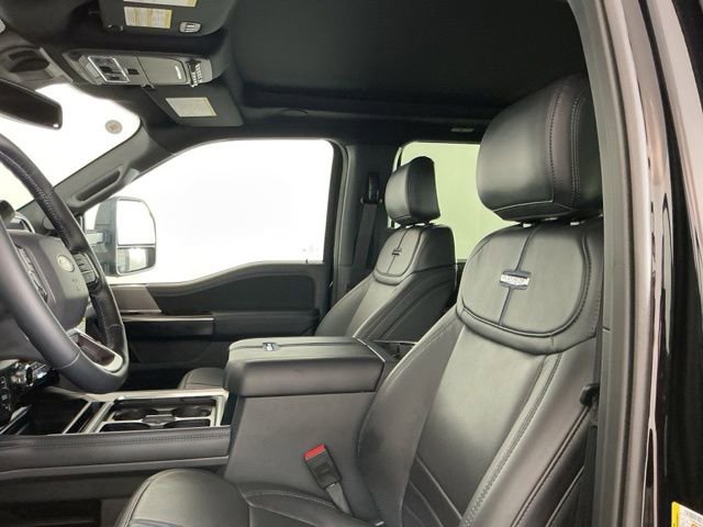 Used 2026 Ford F450 Platinum w/ FX4 Off-Road Package AWD/4WD image 19