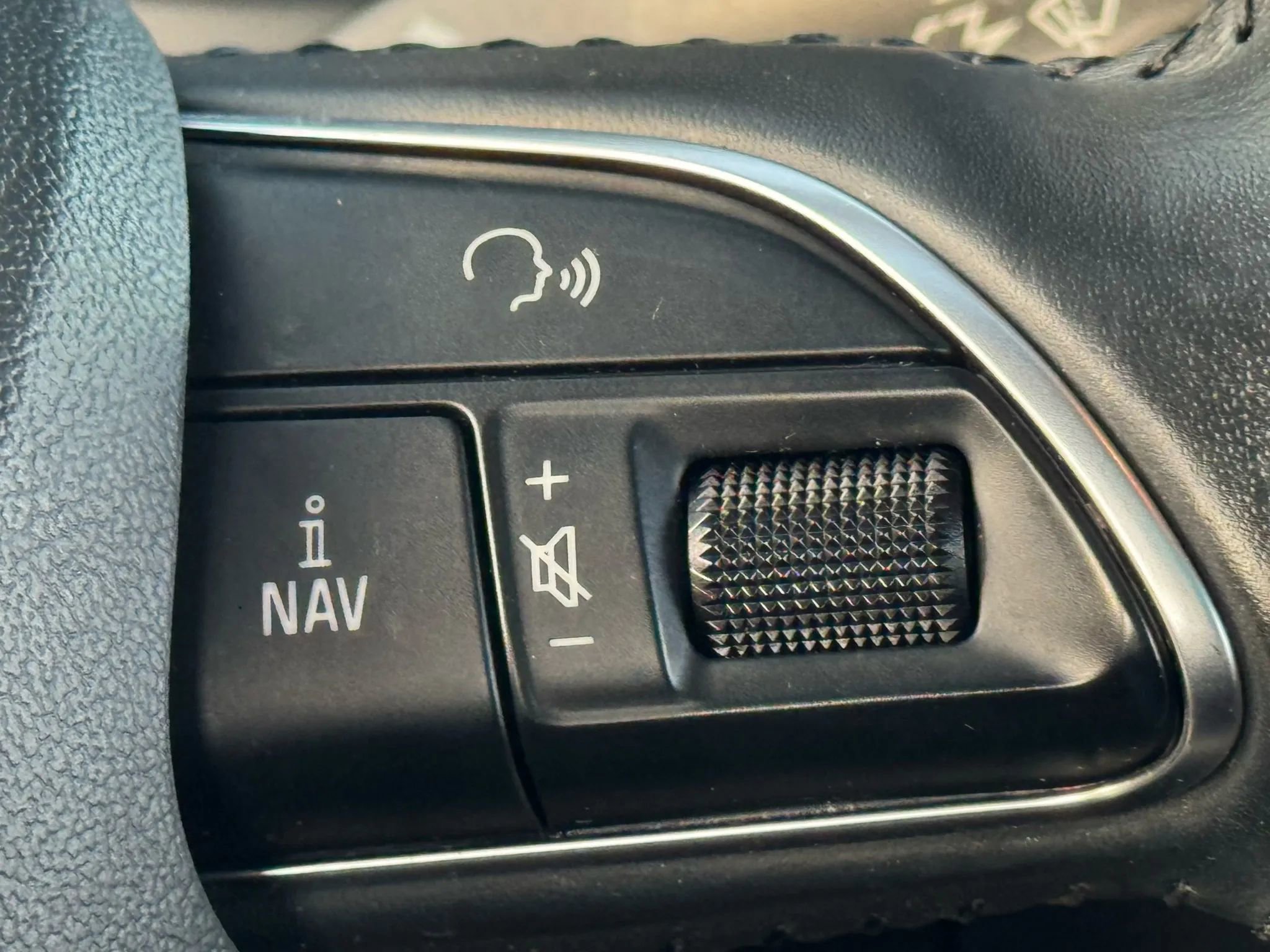 Used 2017 Audi Q5 2.0T Premium image 31