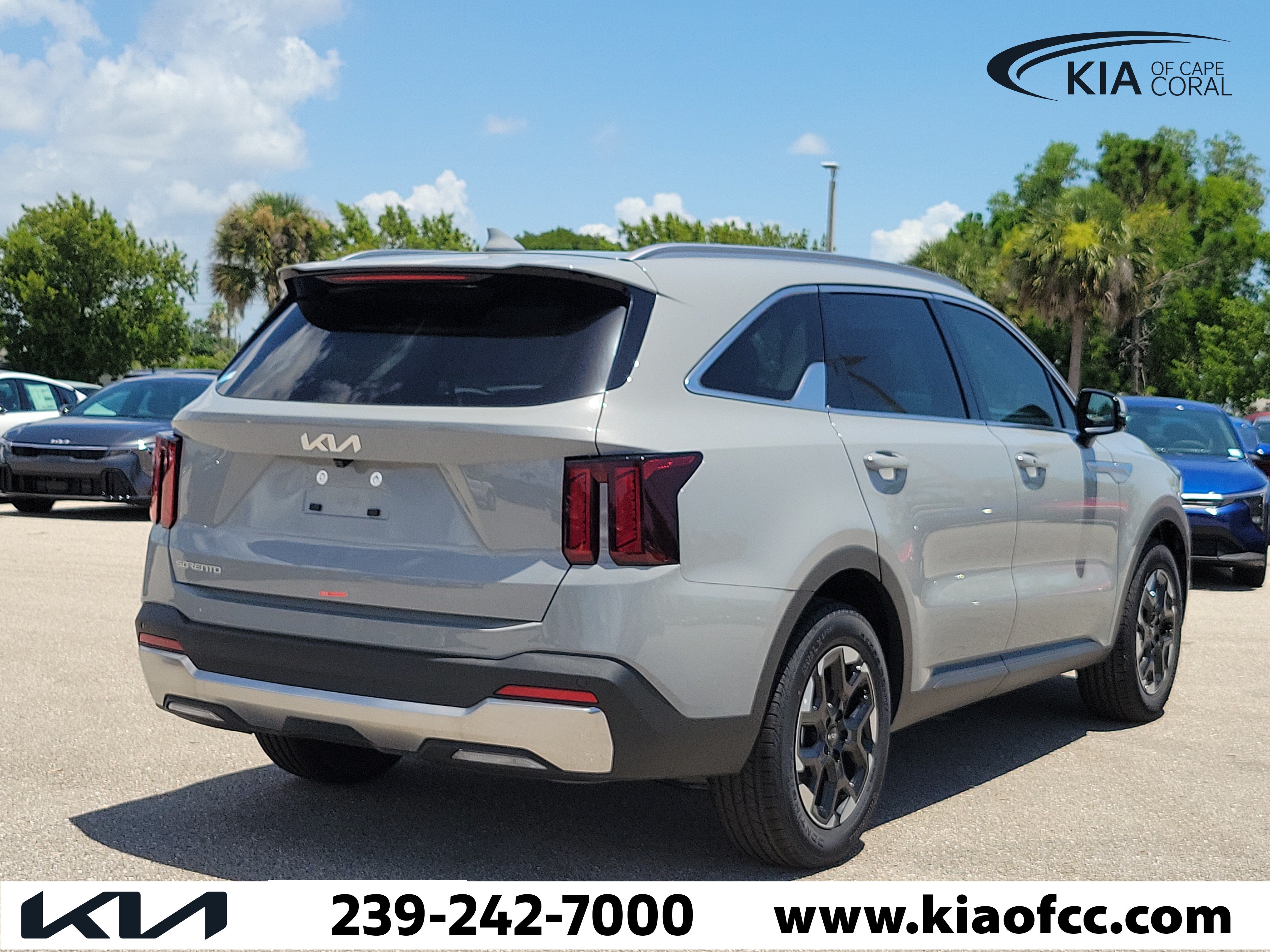 New 2026 Kia Sorento S w/ S Panoramic Sunroof Package FWD image 6