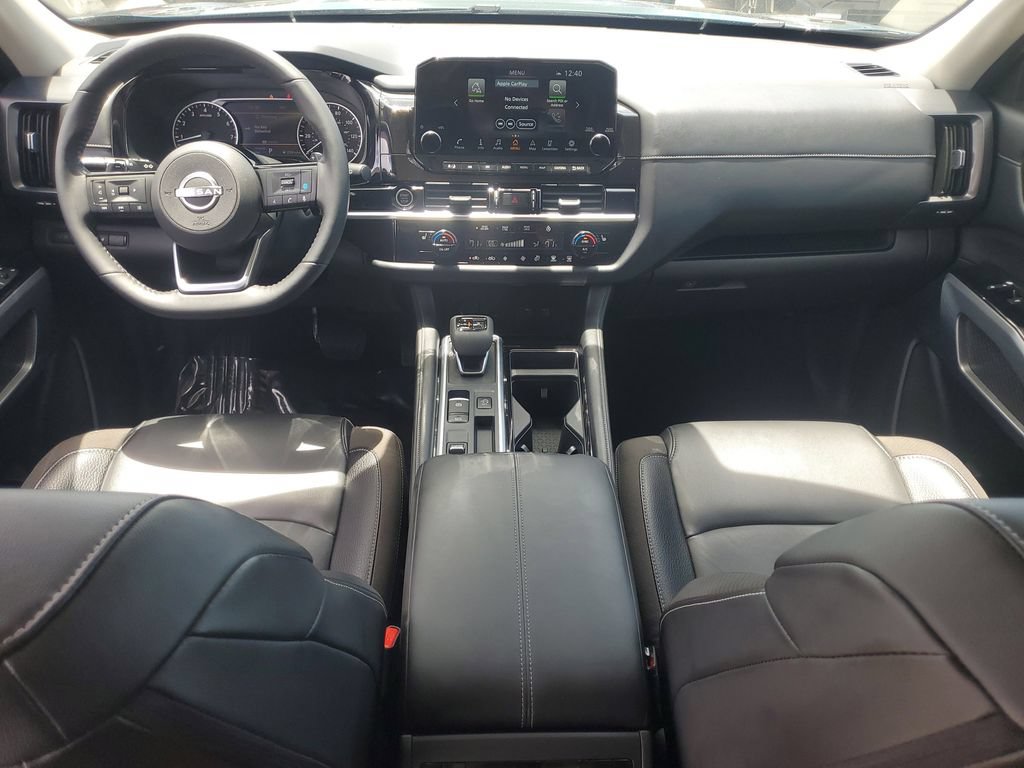 Certified 2024 Nissan Pathfinder SL FWD image 22