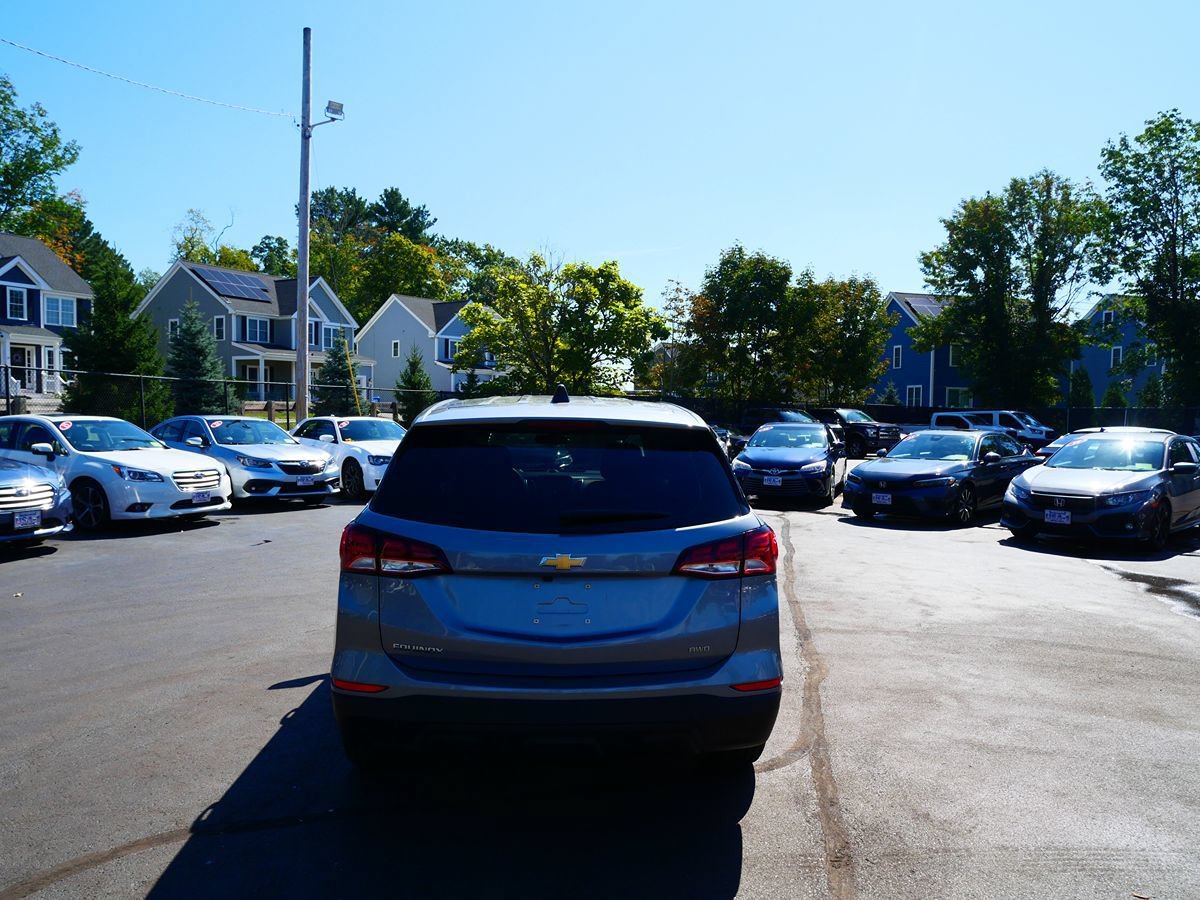 Used 2023 Chevrolet Equinox LS w/ LPO, Floor Liner Package AWD/4WD image 35