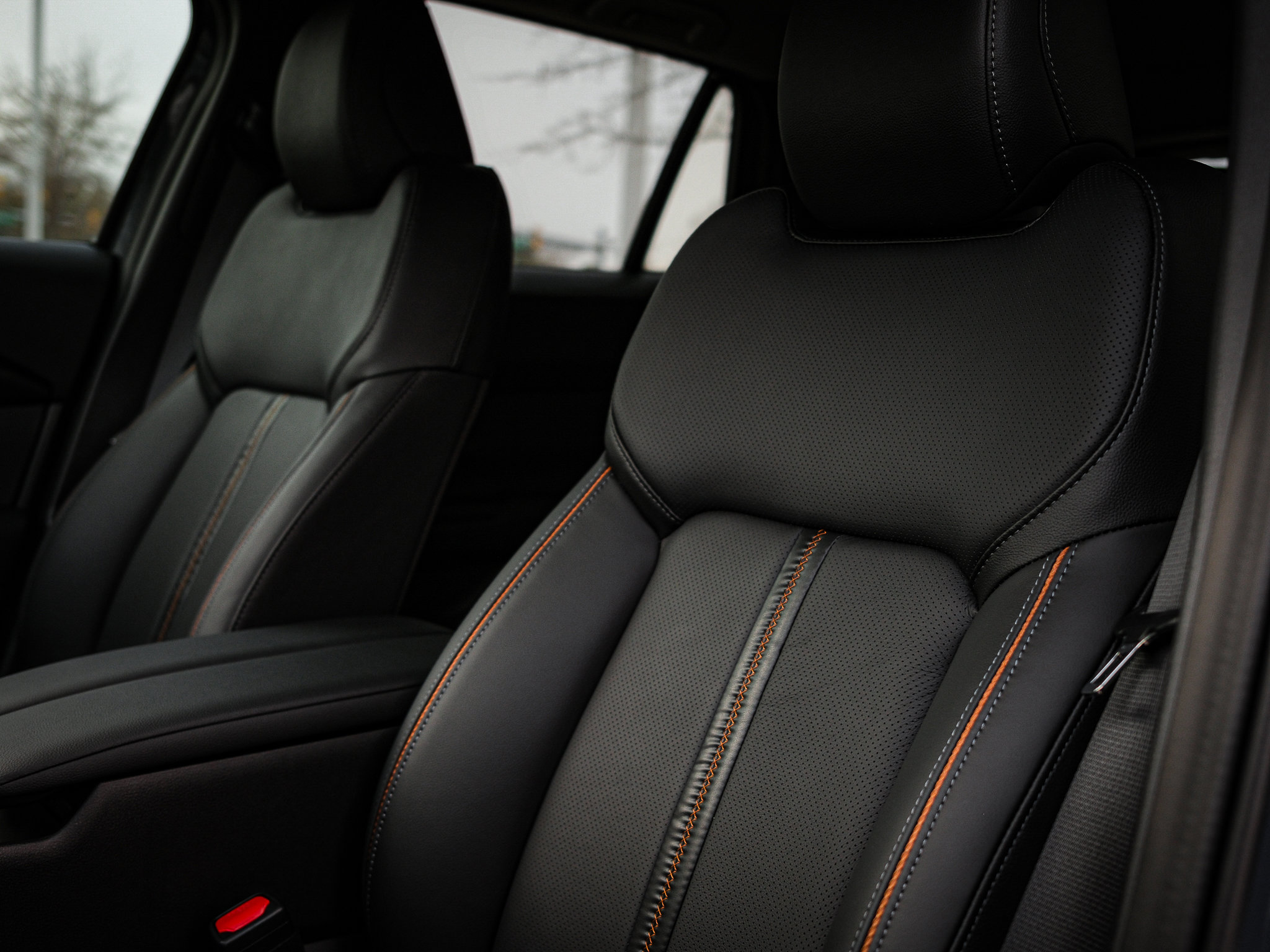 Certified 2025 MAZDA CX-50 2.5 Hybrid w/ Weather Package image 12