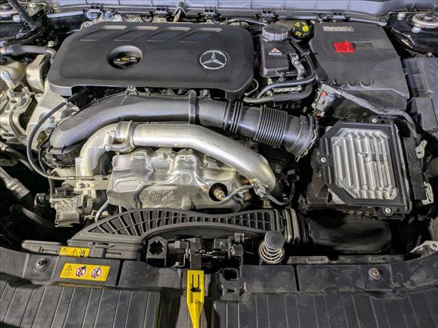 Used 2025 Mercedes-Benz GLB 250 image 25