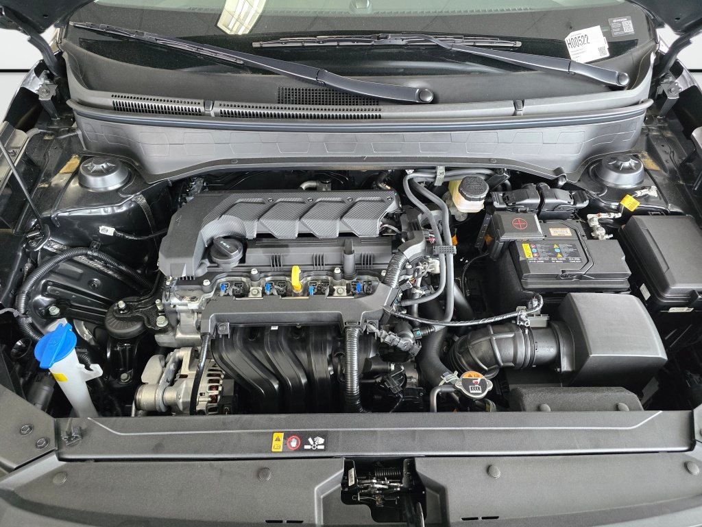 New 2026 Hyundai Venue SEL FWD image 12