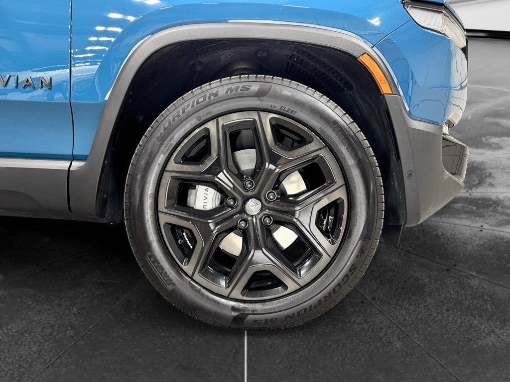 Used 2025 Rivian R1T Adventure AWD/4WD image 35