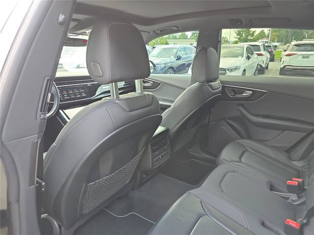 Used 2022 Audi Q8 Premium AWD/4WD image 17