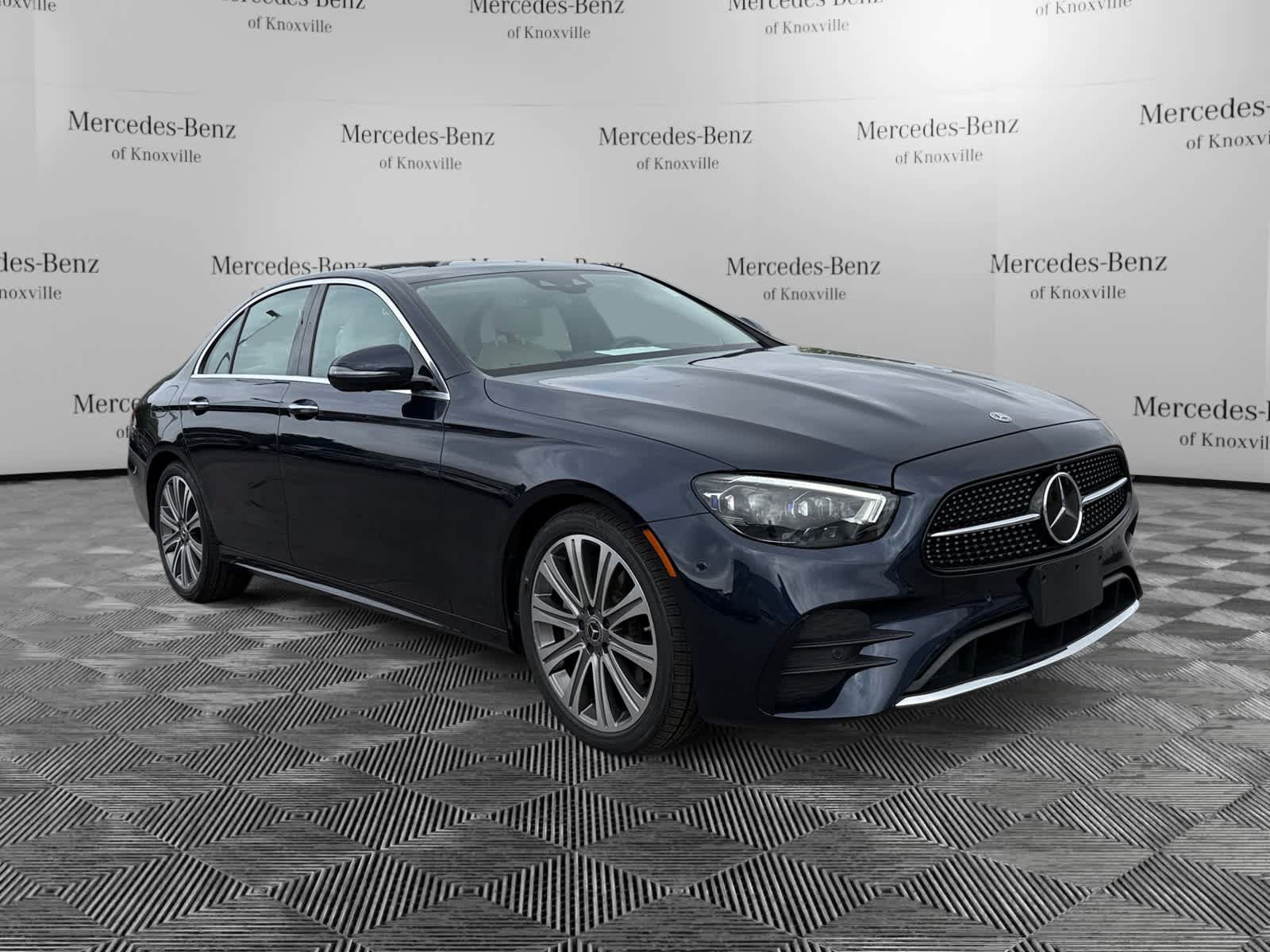 Certified 2022 Mercedes-Benz E 350 4MATIC Sedan image 7