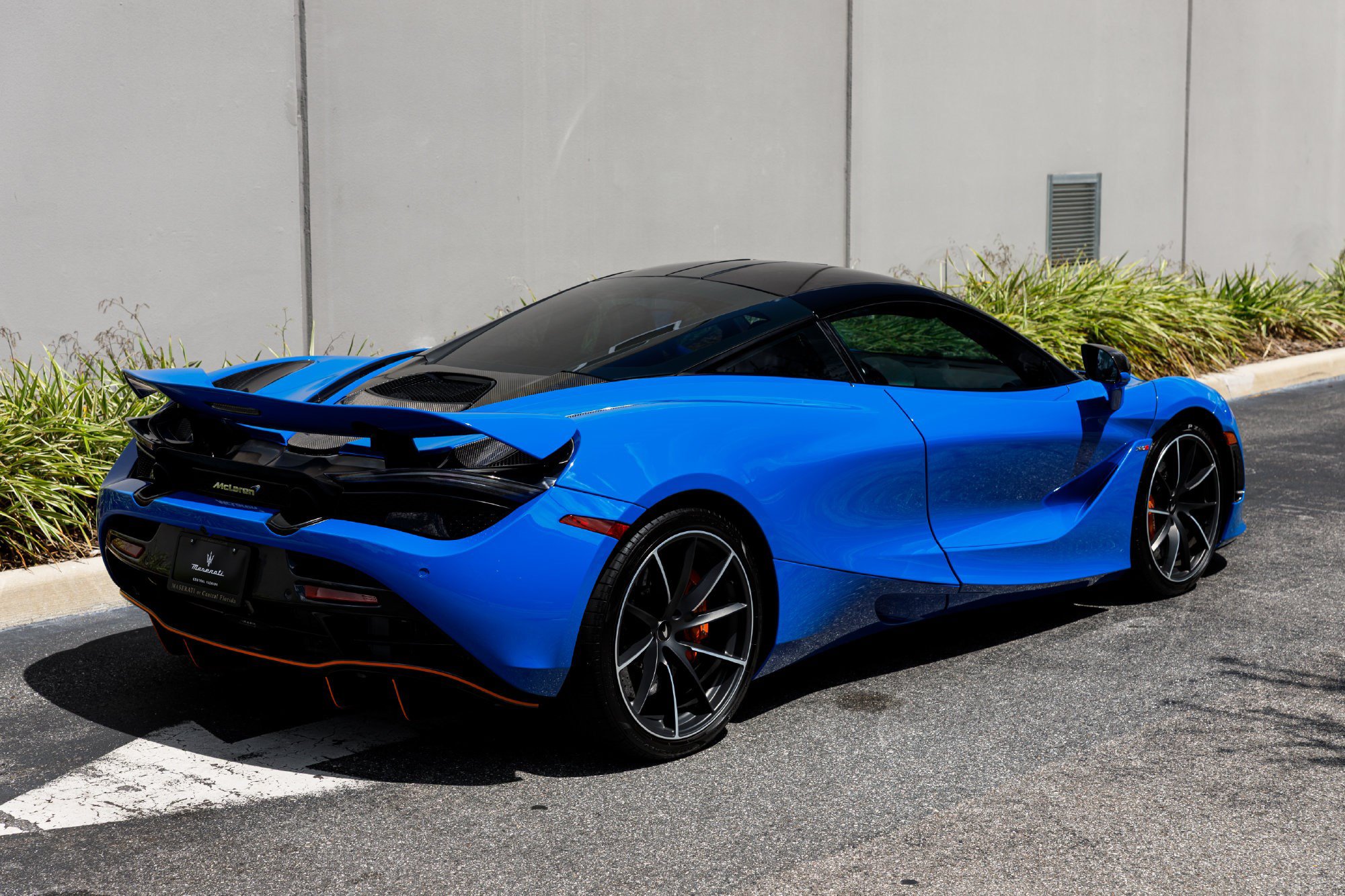 Used 2019 McLaren 720S Luxury RWD image 5