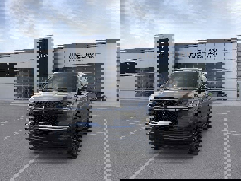 New 2026 Lincoln Navigator L Reserve w/ Jet Appearance Package image 2