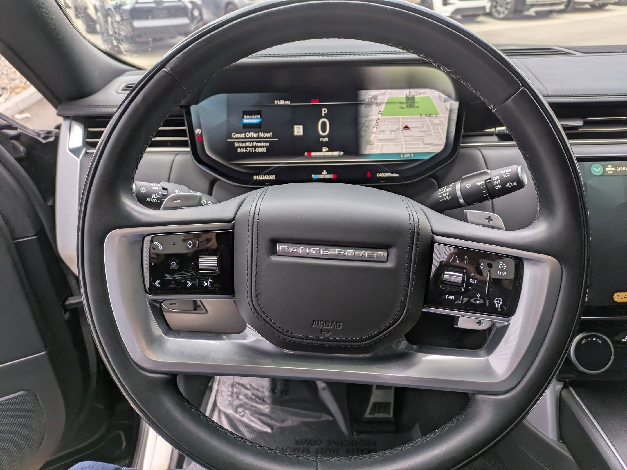 Used 2023 Land Rover Range Rover SE image 18