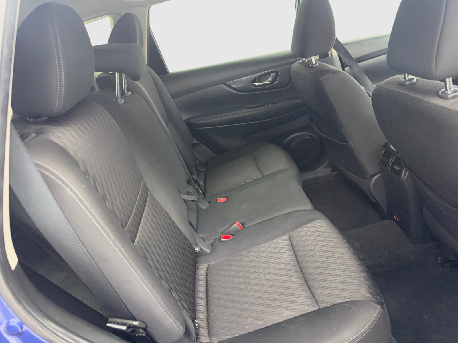 Used 2019 Nissan Rogue SV FWD image 39
