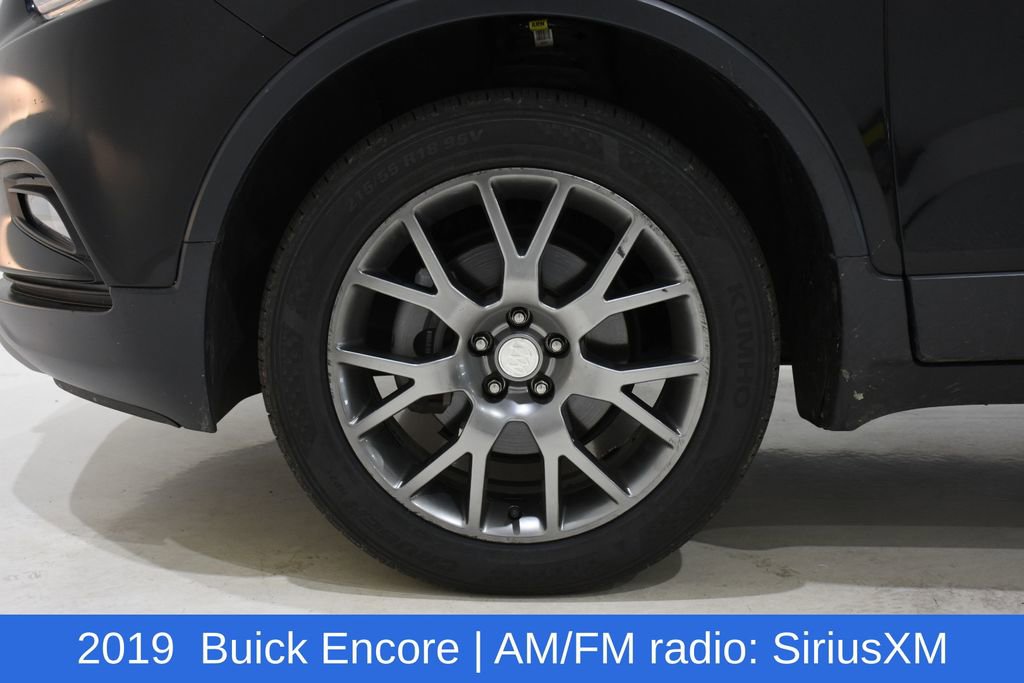 Used 2019 Buick Encore Sport Touring AWD/4WD image 6