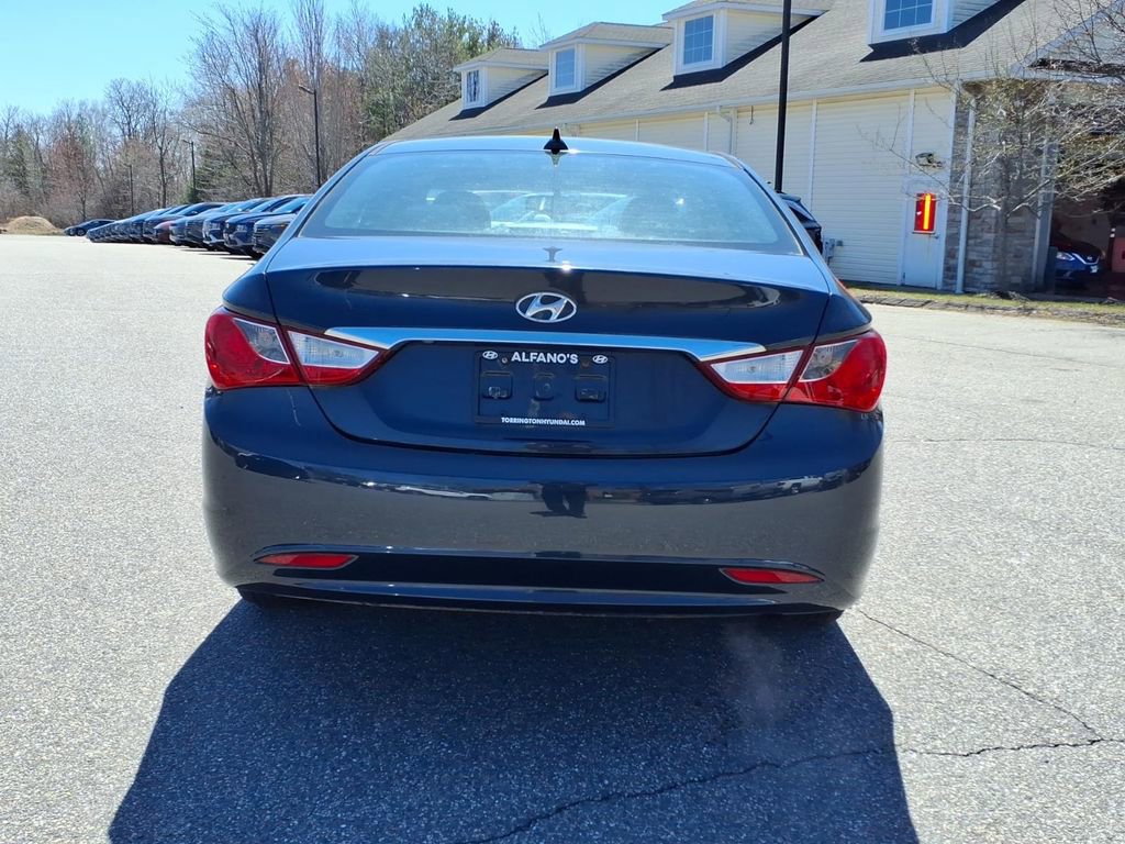 Used 2012 Hyundai Sonata GLS image 4