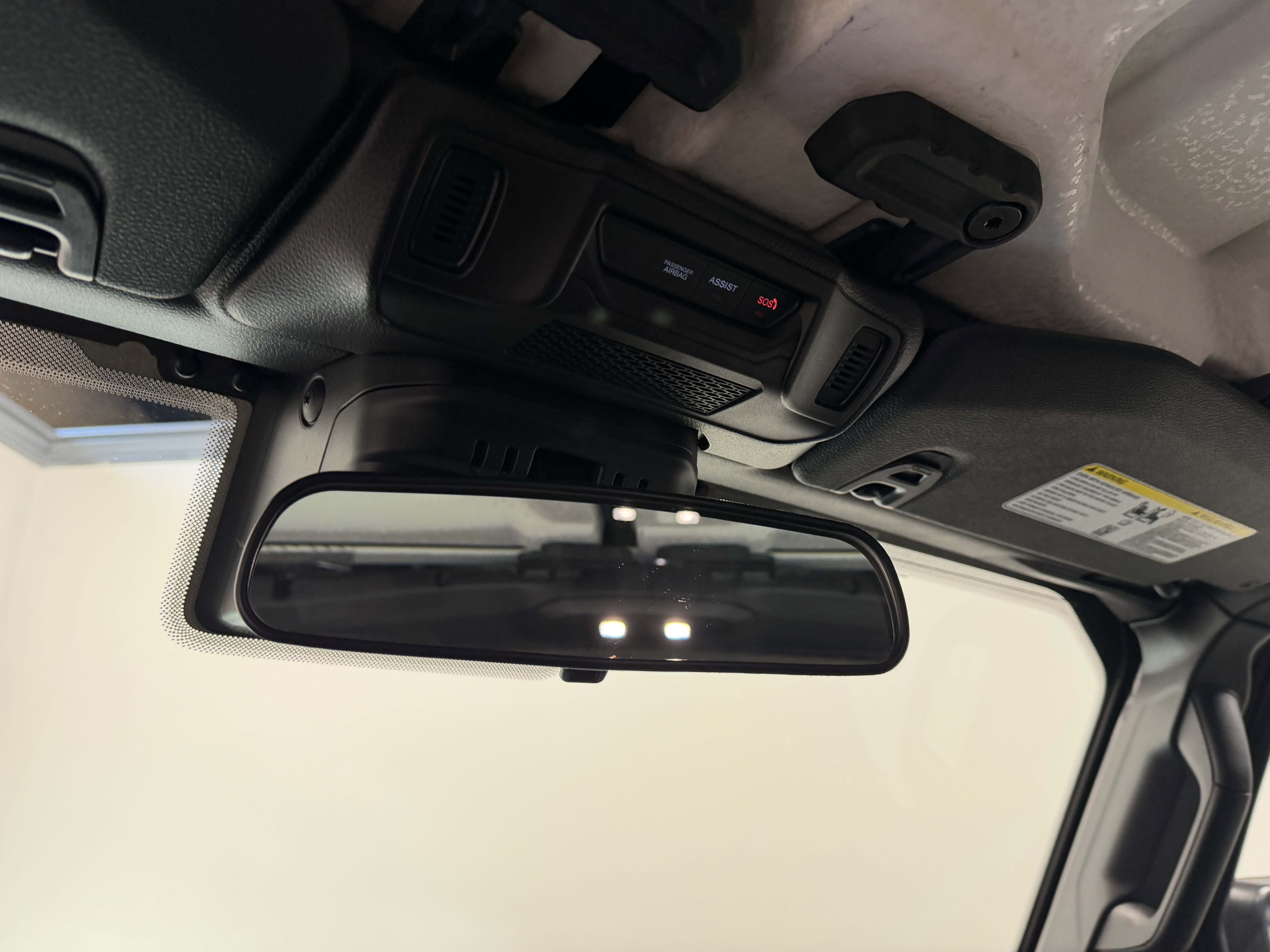 Used 2025 Jeep Wrangler Unlimited Sahara w/ Safety Group image 8