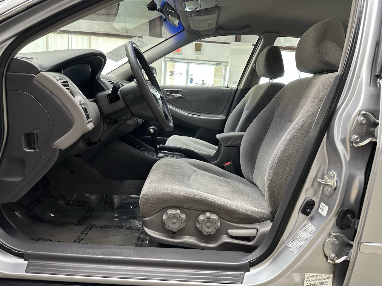 Used 2001 Honda Accord LX image 11