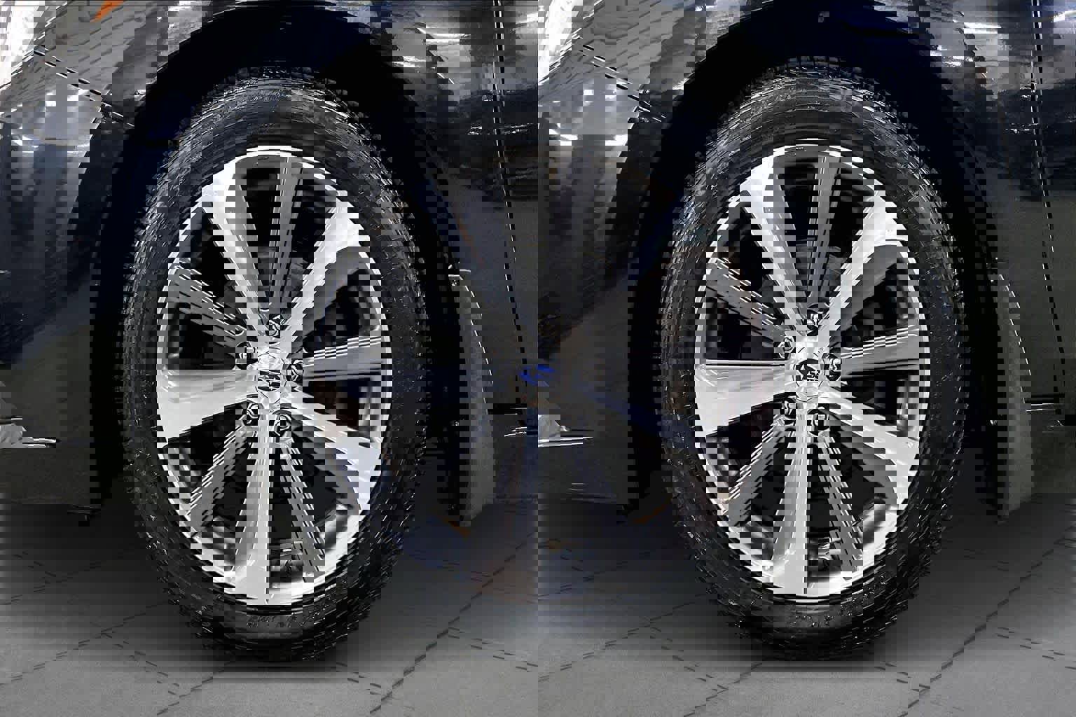 Used 2017 Subaru Legacy 2.5i Limited image 11