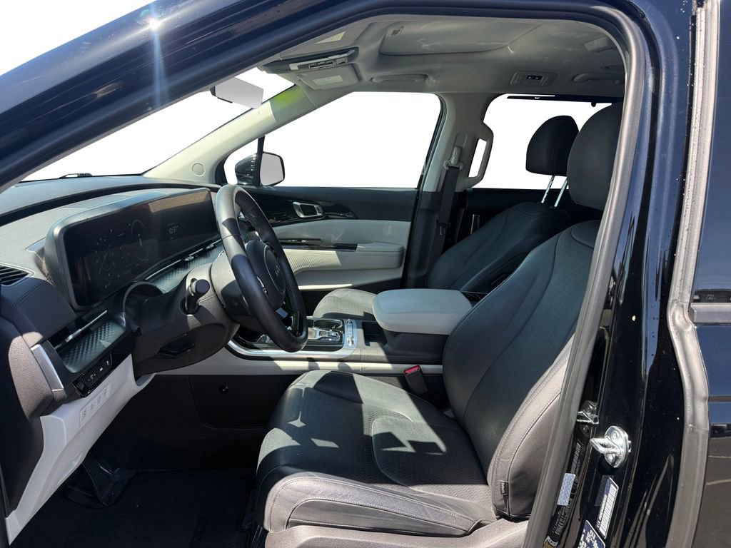 Used 2024 Kia Carnival SX Prestige FWD image 10