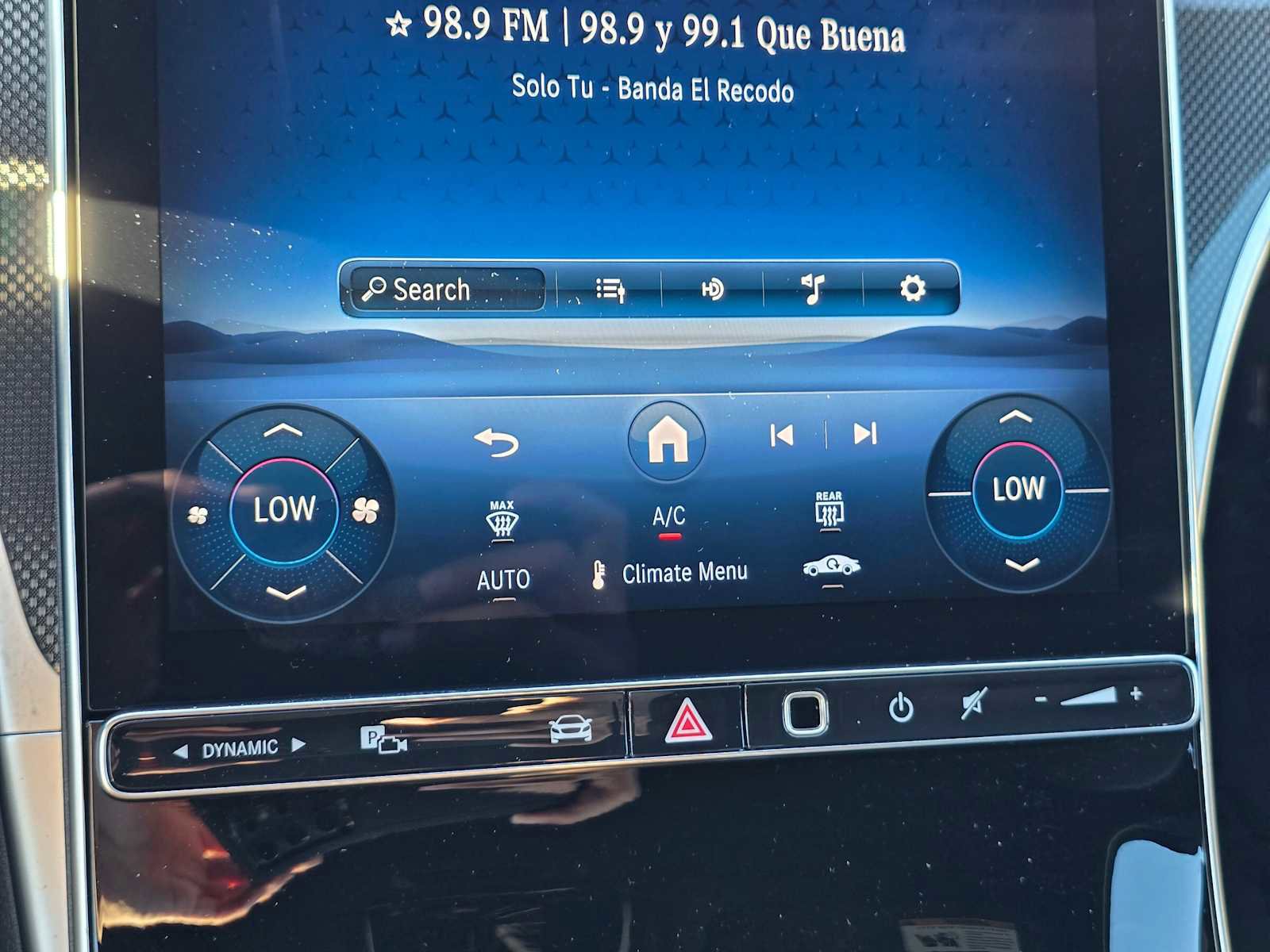 Used 2025 Mercedes-Benz C 300 Sedan image 29