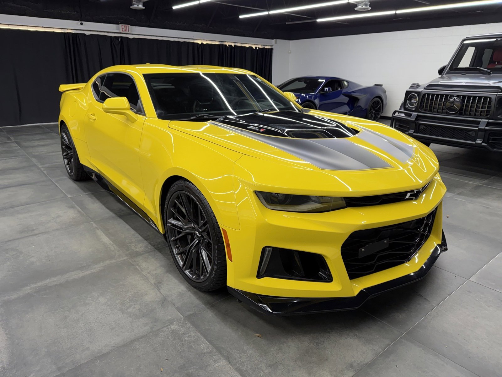 Used 2018 Chevrolet Camaro ZL1 image 9