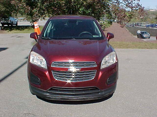 Used 2016 Chevrolet Trax LS w/ LPO, Protection Package AWD/4WD image 32