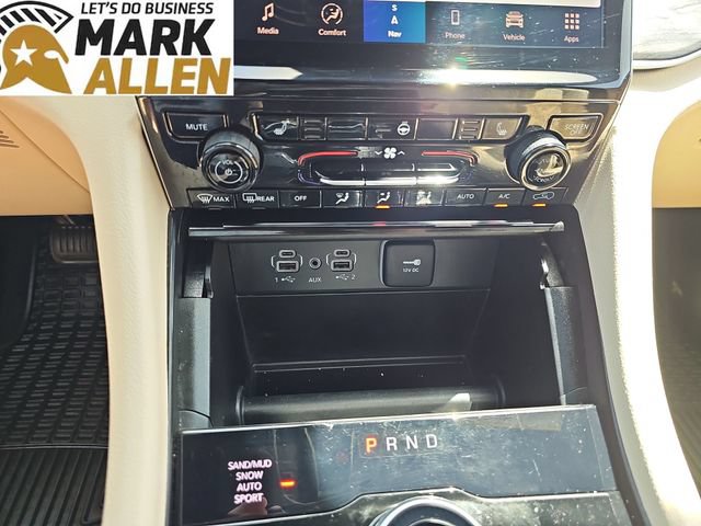 Used 2023 Jeep Grand Cherokee Limited AWD/4WD image 18