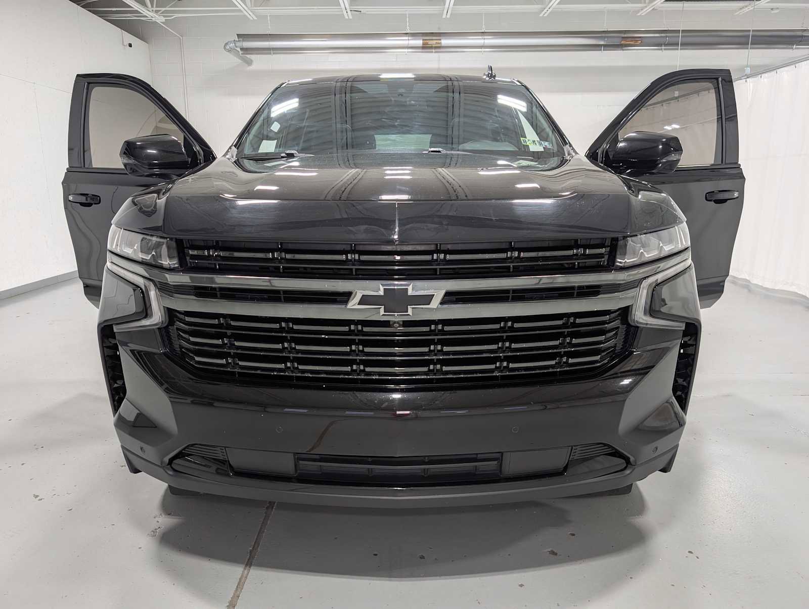 Used 2022 Chevrolet Tahoe RST w/ Sport Performance Package image 15