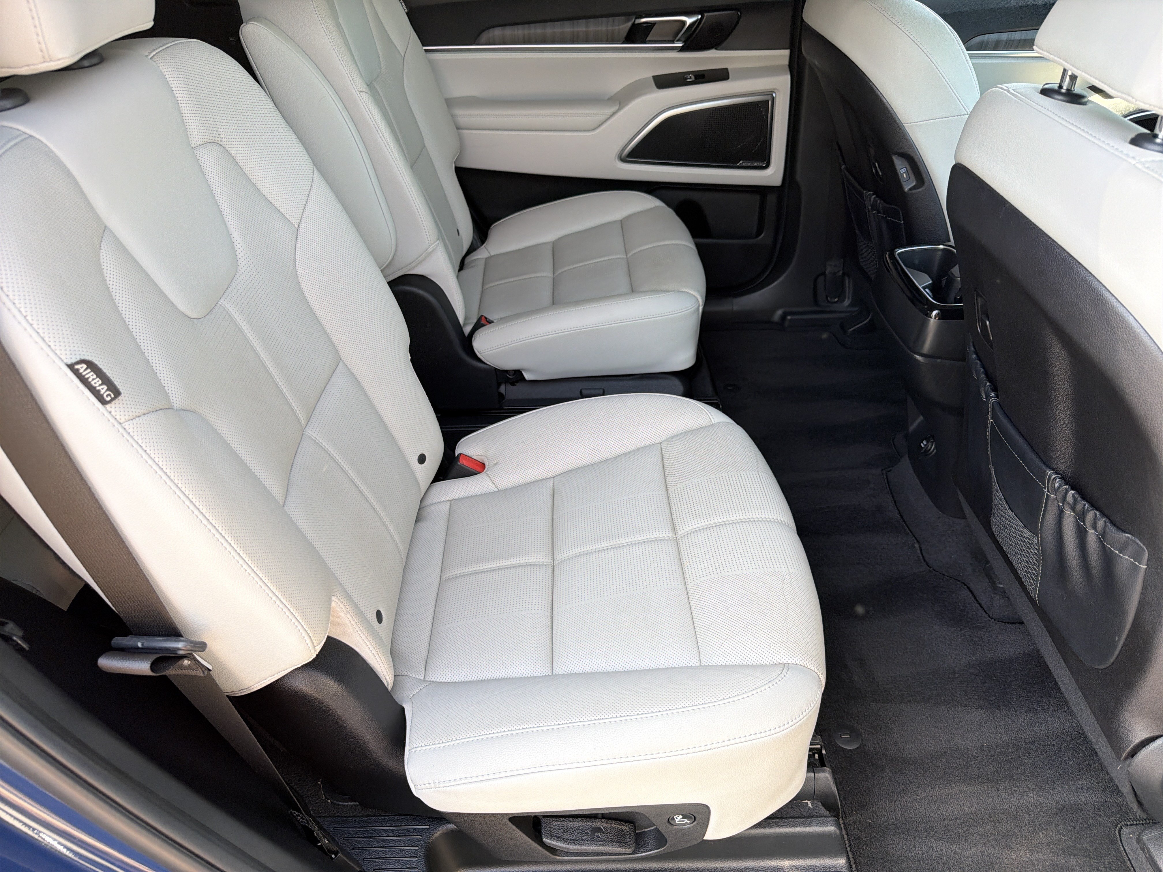 Used 2024 Kia Telluride SX FWD image 16