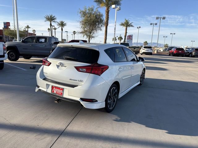 Used 2018 Toyota Corolla iM w/ Carpet Mat Package (TMS) FWD image 5
