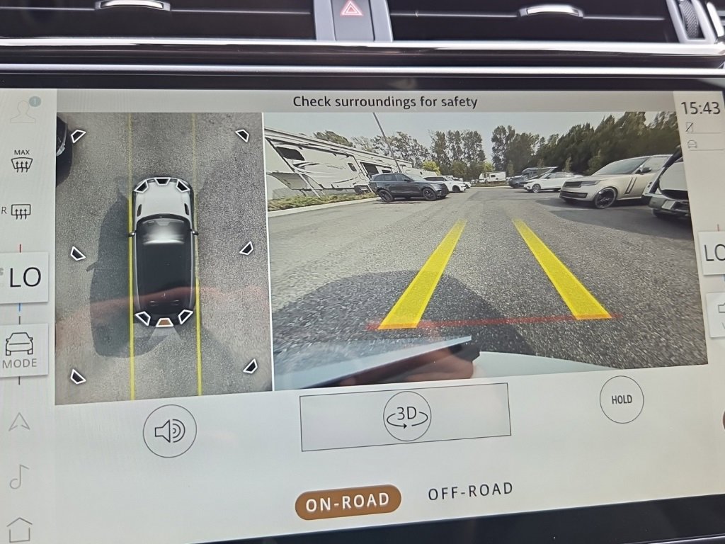 New 2026 Land Rover Range Rover Velar Dynamic SE image 26