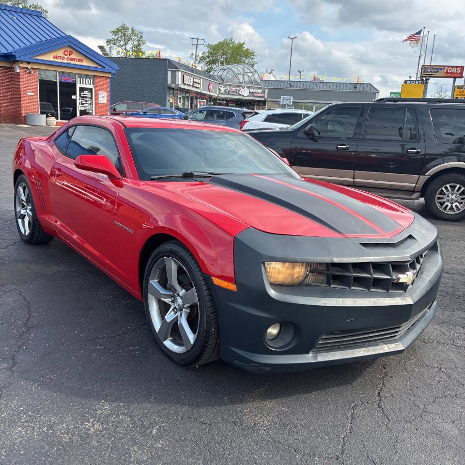 Used 2012 Chevrolet Camaro LS RWD image 3