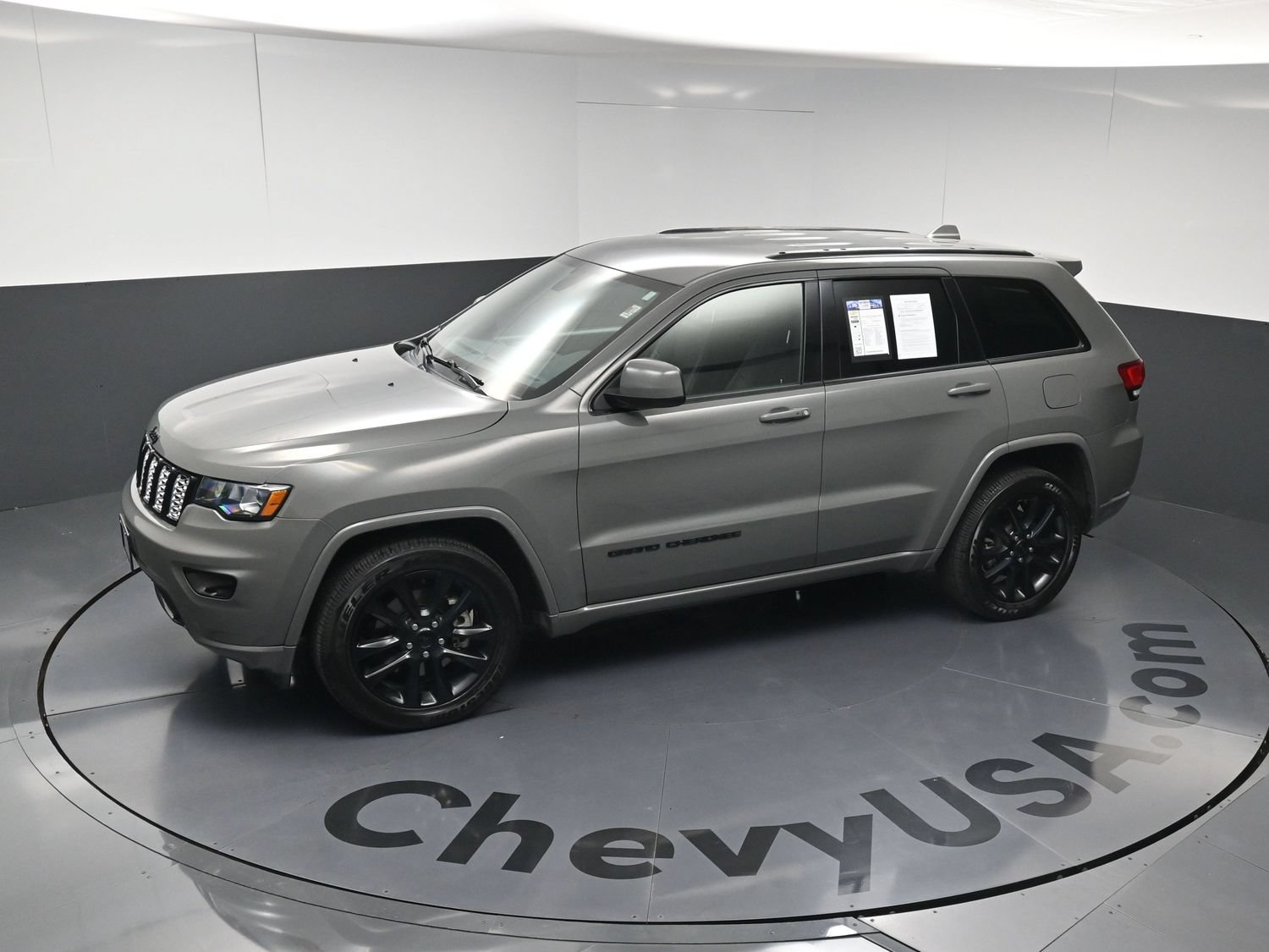 Used 2021 Jeep Grand Cherokee Laredo X AWD/4WD image 31
