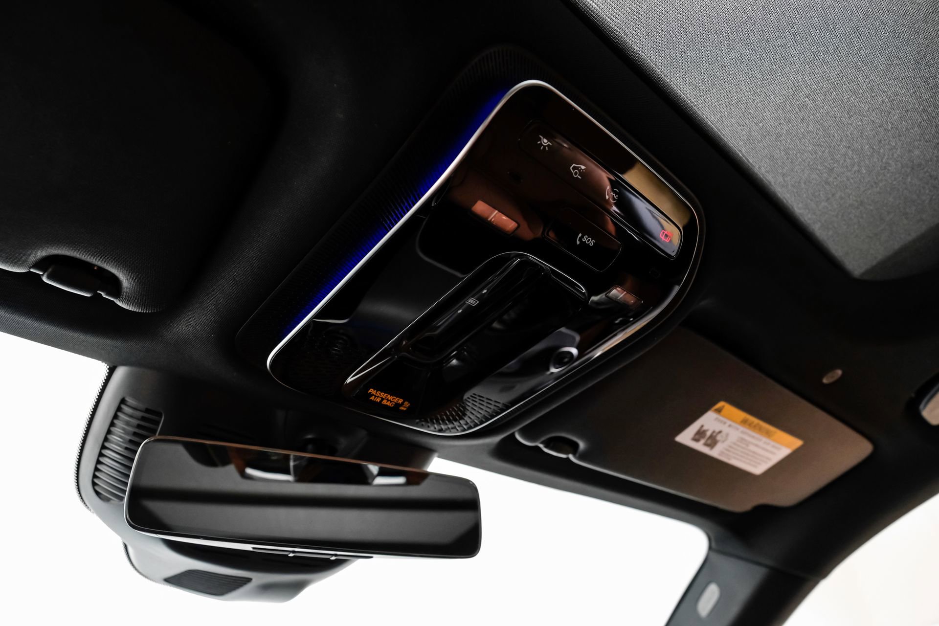 Used 2024 Mercedes-Benz GLC 300 4MATIC image 32