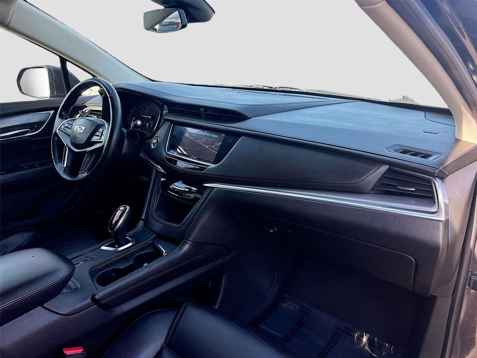 Used 2017 Cadillac XT5 Luxury w/ Driver Awareness Package image 33