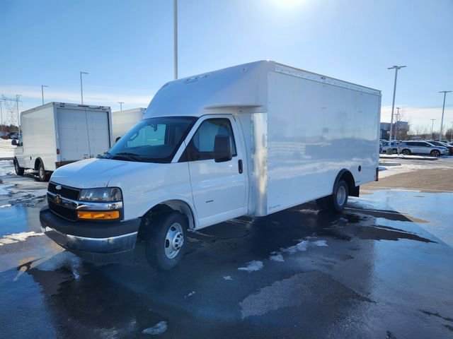 New 2026 Chevrolet Express 4500 w/ Power Convenience Package image 3