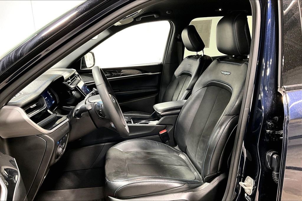 Used 2024 Jeep Grand Cherokee Trailhawk image 34