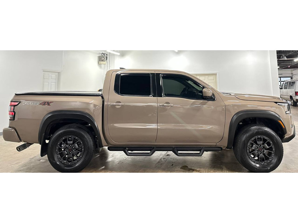 Used 2023 Nissan Frontier PRO-4X w/ Pro-4X Premium Package AWD/4WD image 9